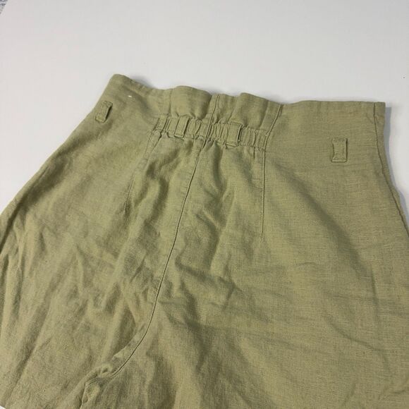Abercrombie & Fitch Tailored Pleated Front Shorts Womens Size S Tan High Rise - Picture 4 of 9